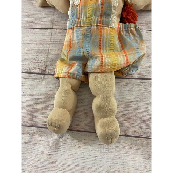 Vintage Collectors Cabbage Patch Doll - 20 Inches Tall - Picture 3 of 8